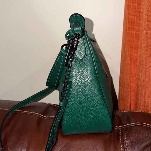 ‼️ Coach Cary Soft Pebble Green Leather Shoulder Bag - Picture 3 of 12